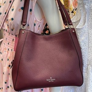 Kate Spade Leila Medium Triple Compartment Shoulder Bag
Sherrywood